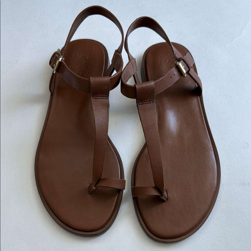 Naturalizer Fifi Flat Thong Sandals - English Tea Leather - 7W